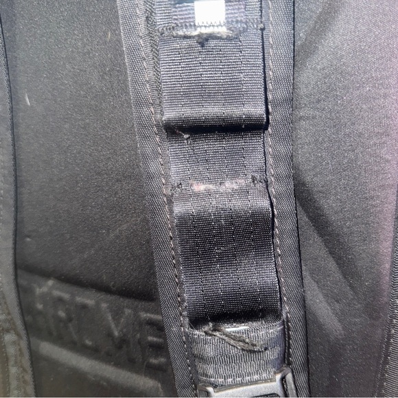 COPY - CHROME BRAVO 2.0 BACKPACK BLACK USED - Picture 7 of 10